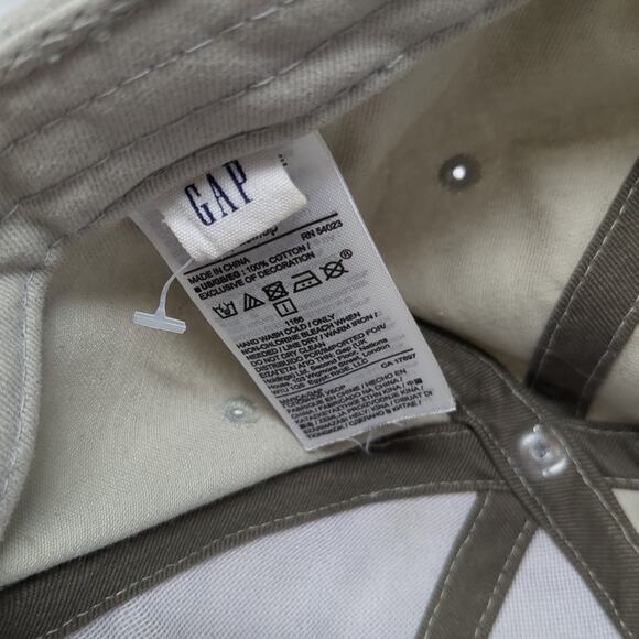 Gap Spell Out Fitted Hat Gray One Size Embroidered Vent Holes 6 Panel - Picture 9 of 11